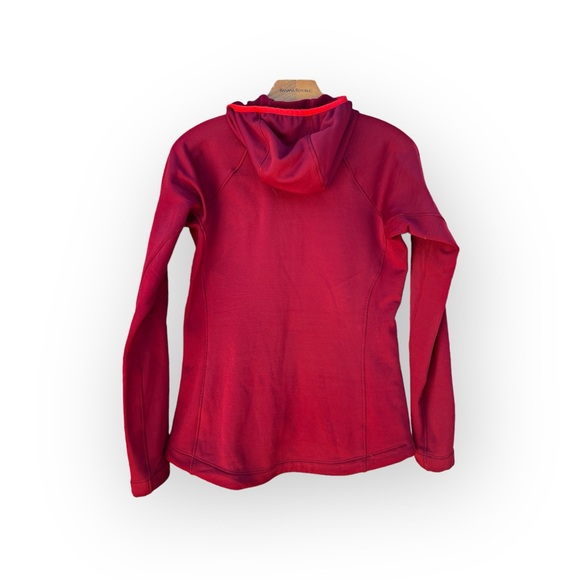 Beautiful MEC zipup ladies size small in excellent condition. - Picture 4 of 6